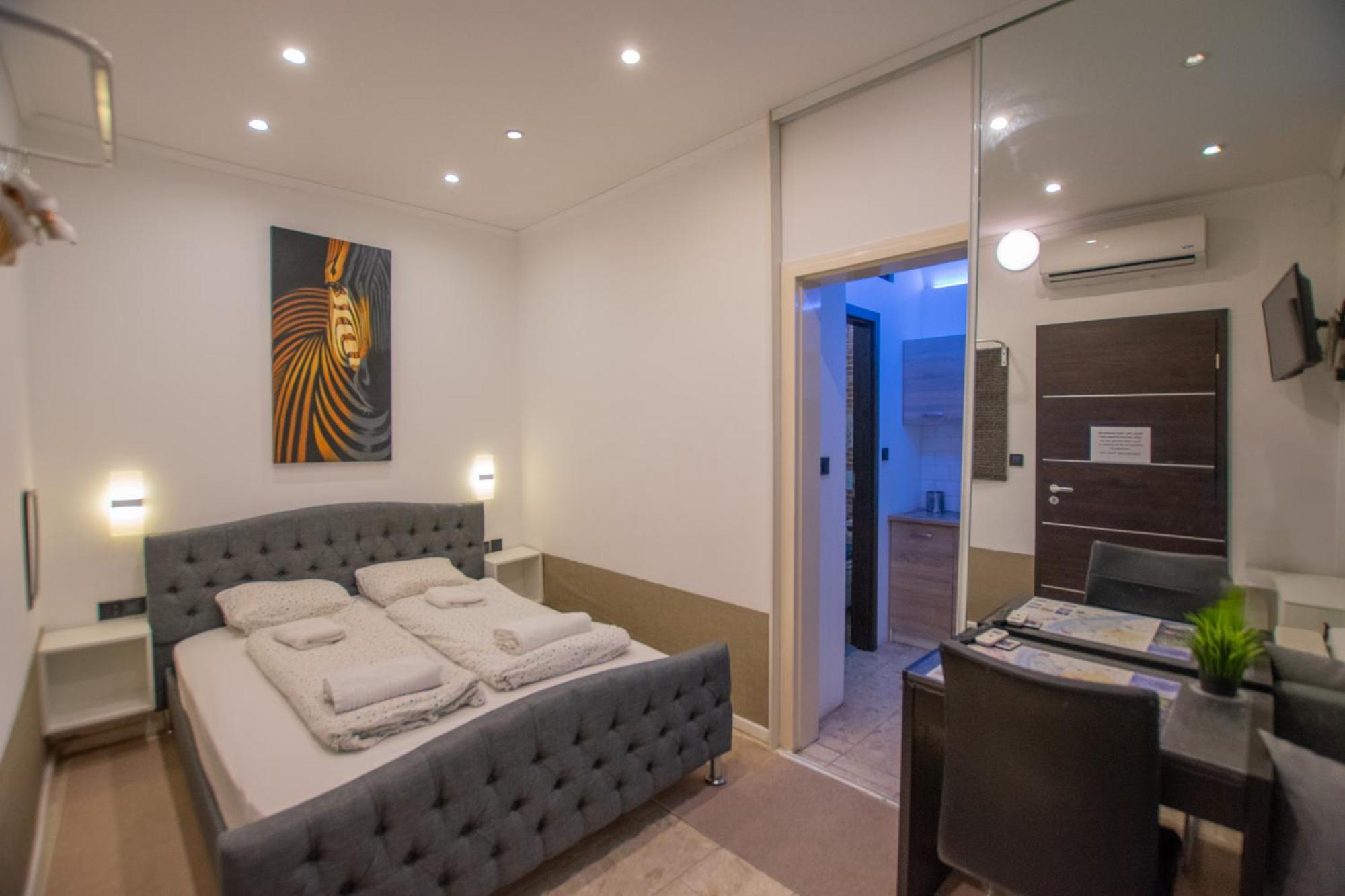 Littlepanther Budapest Ngoại thất bức ảnh